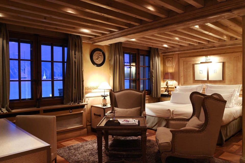 Privilege Double Room | Minibar, in-room safe, desk, soundproofing
