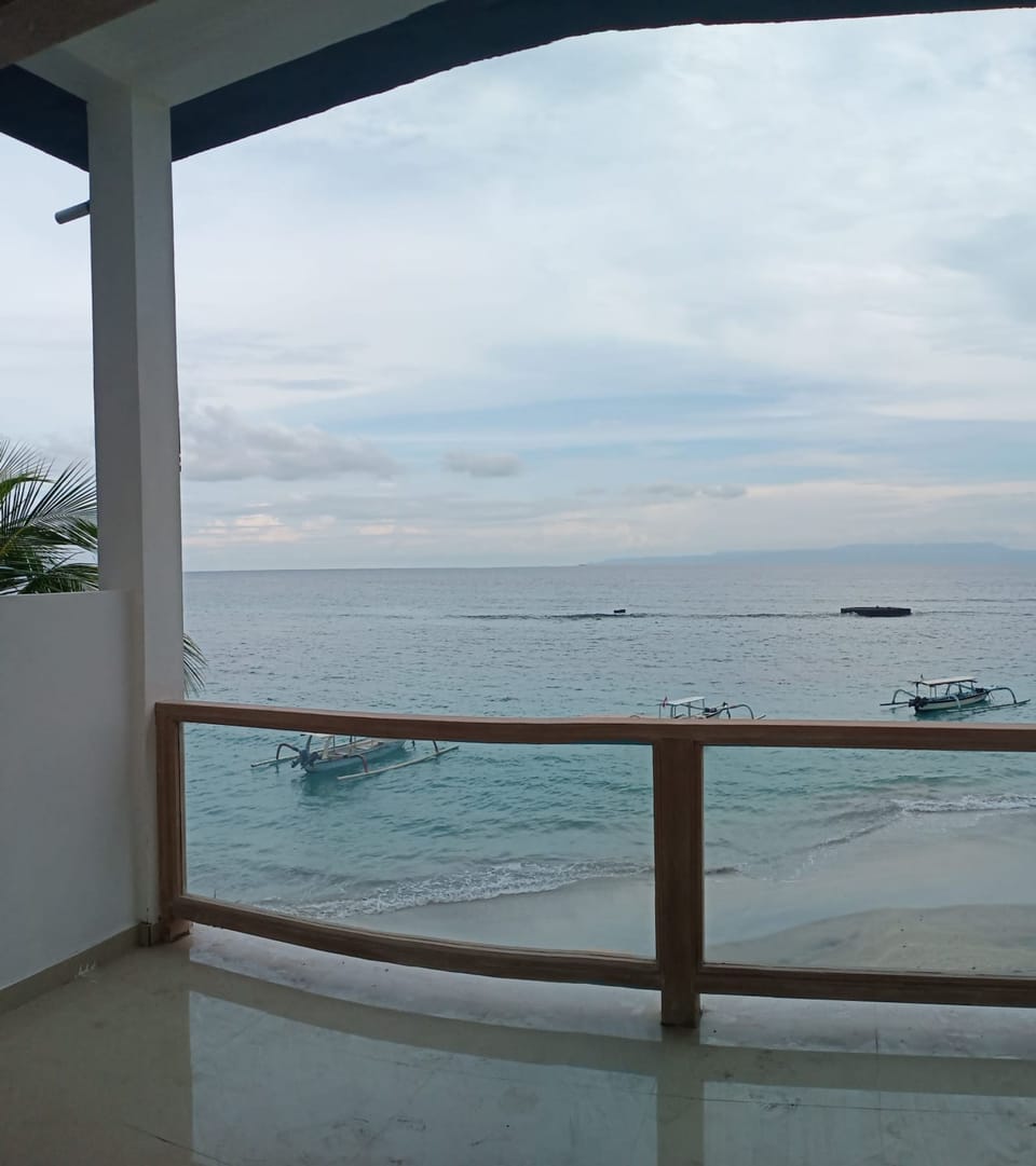 Beach/ocean view