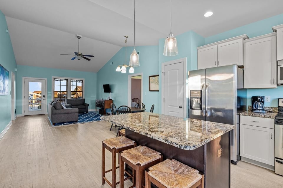 House, 4 Bedrooms | Interior