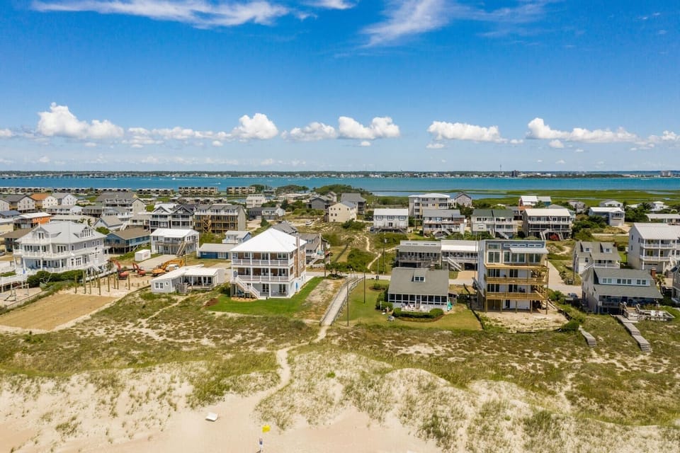 Condo, 4 Bedrooms | Aerial view