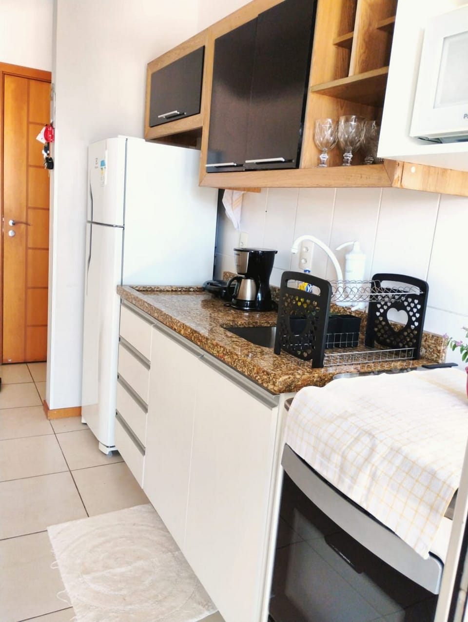 Comfort Apartment, Pool Access | Private kitchen | Fridge, microwave, blender, cookware/dishes/utensils