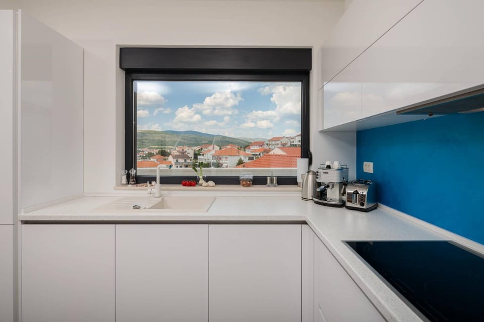 House, Smoking | 4 bedrooms
