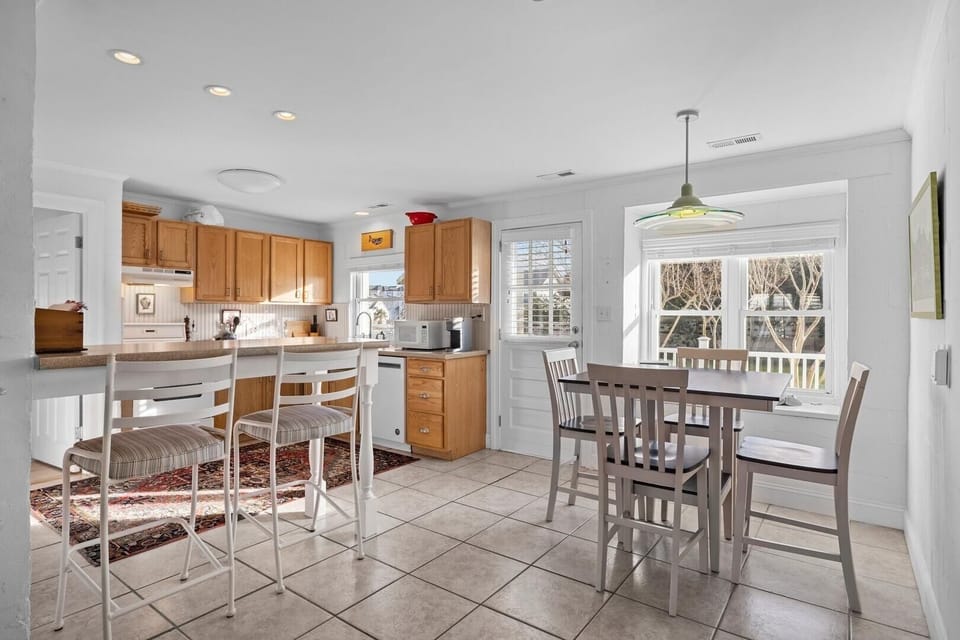 House, 3 Bedrooms | Dining