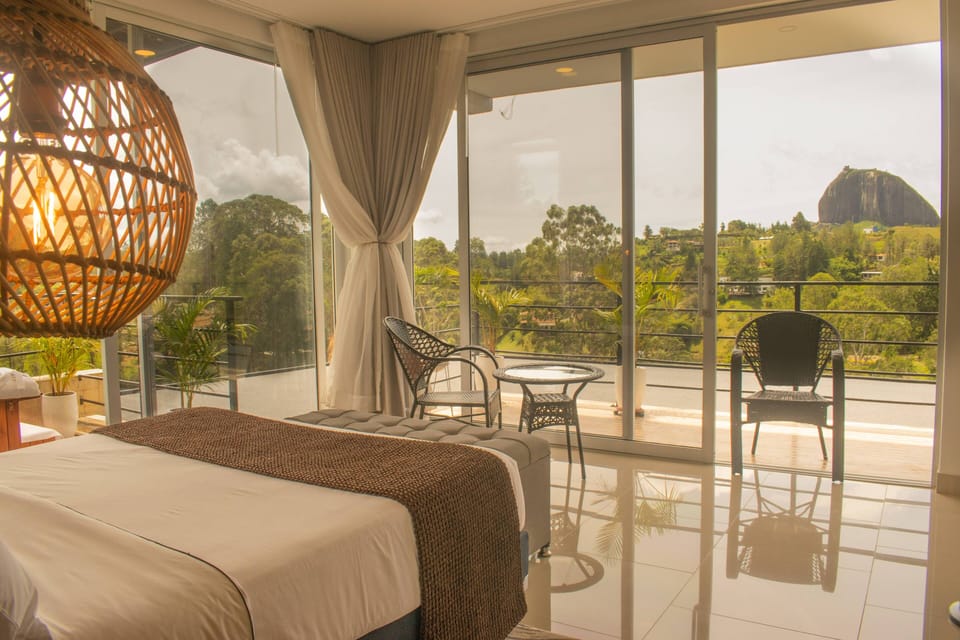 Junior Suite With Jacuzzi | Egyptian cotton sheets, premium bedding, down comforters, pillowtop beds