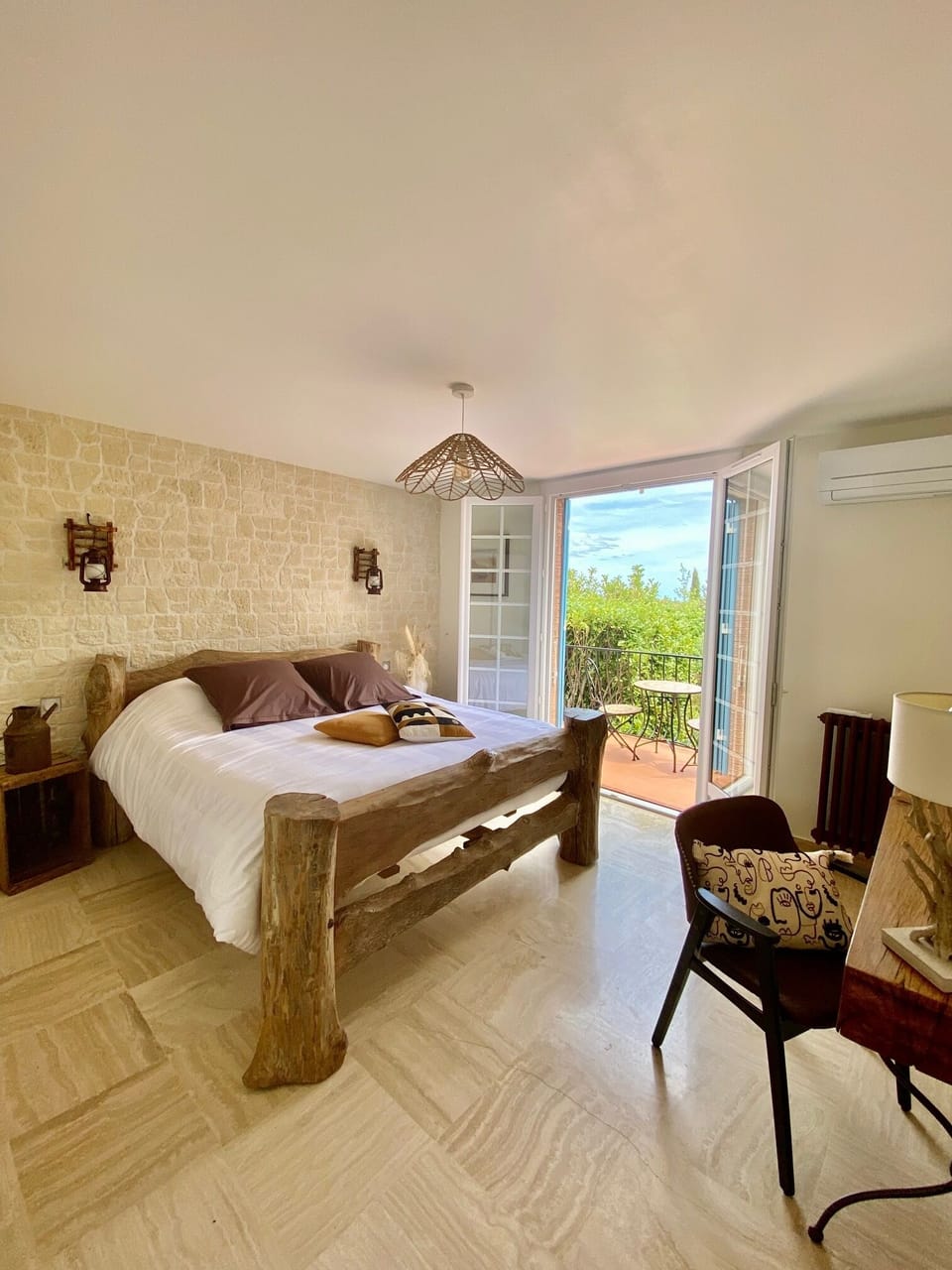 Superior Suite, Private Bathroom, Garden View
