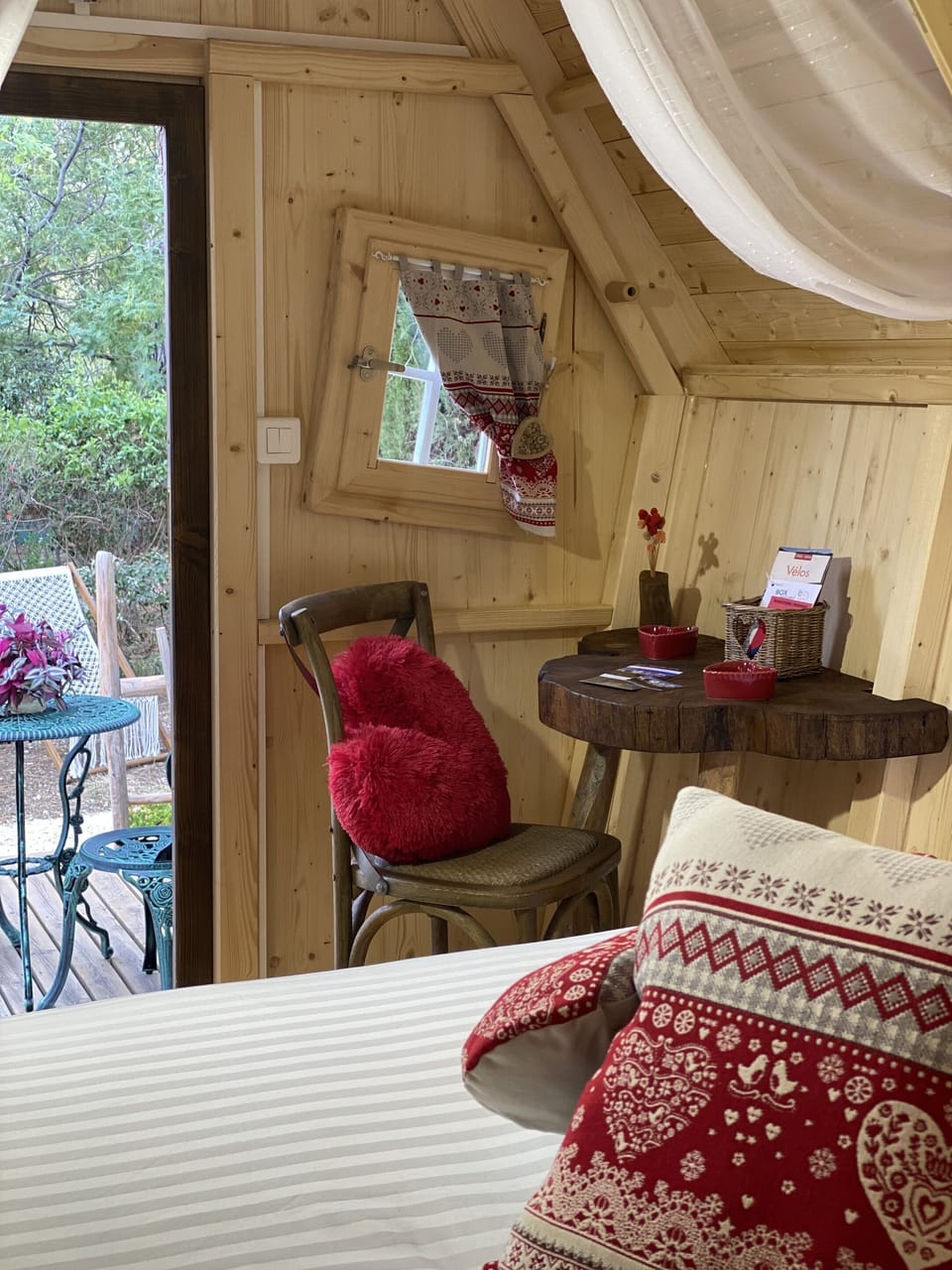 Cabin, Private Bathroom (Insolite)