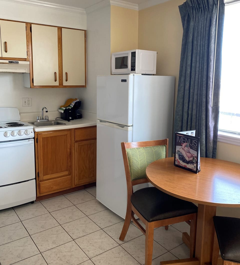 Room, 1 Double Bed with Sofa bed, Non Smoking, Kitchenette | Laptop workspace, bed sheets