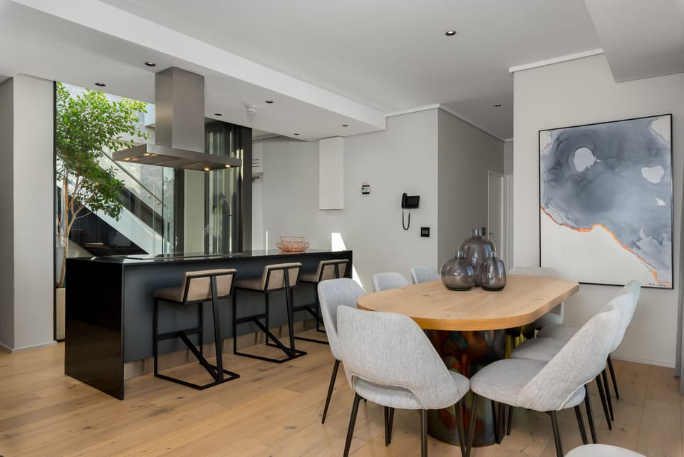 Exclusive Apartment | In-room dining