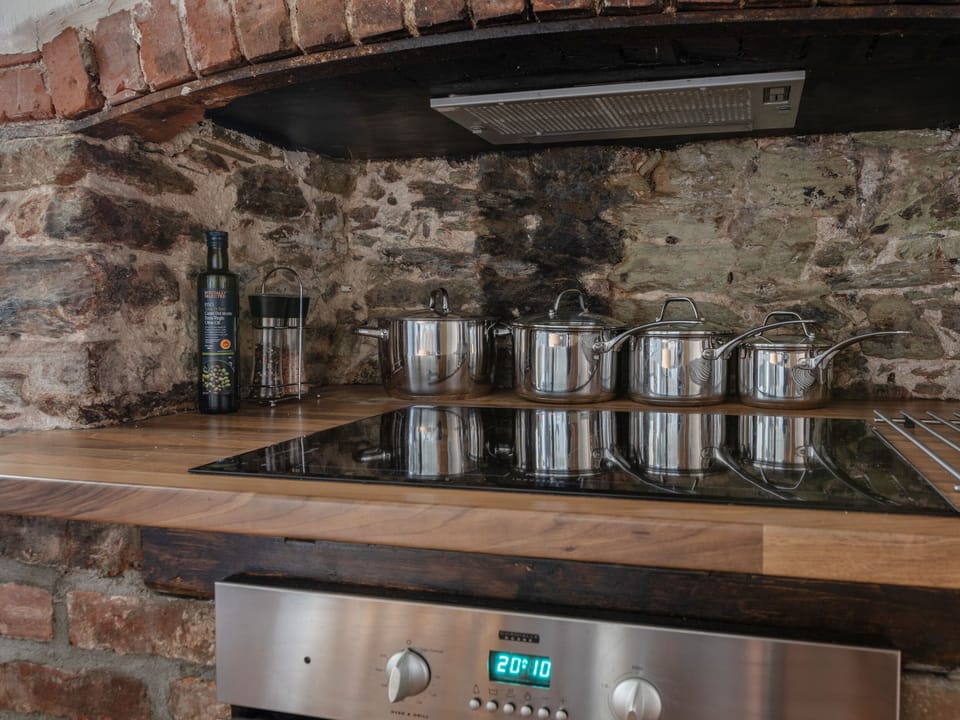 Fridge, dishwasher, electric kettle, toaster