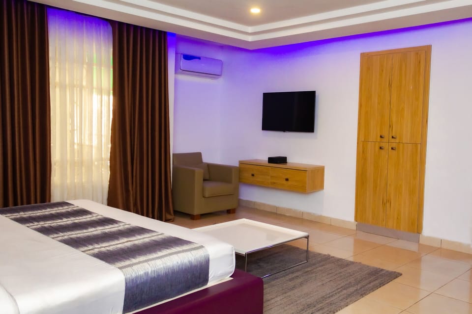 Executive Room
