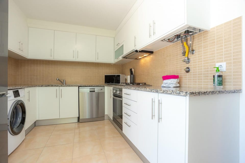 House | 3 bedrooms, soundproofing, Internet