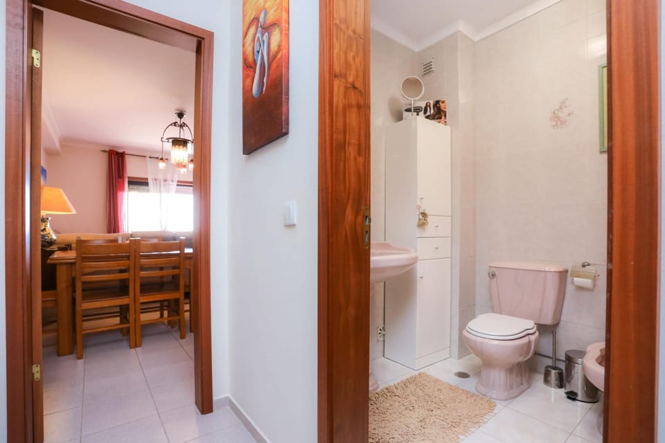 Brasil Avenue by Rent4all Apartment in Coimbra District, Portugal