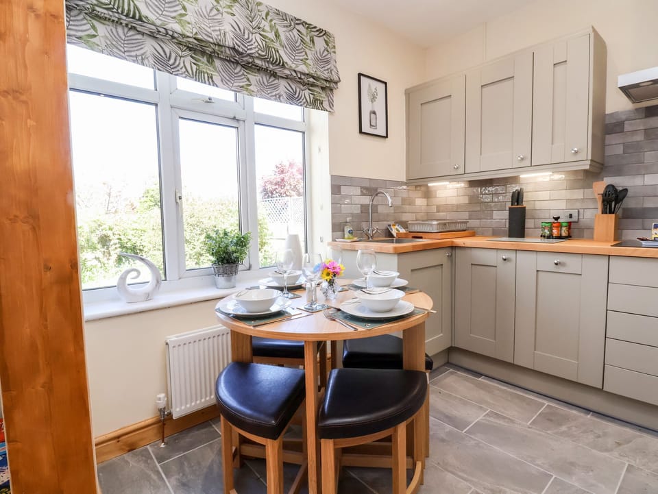 Fridge, dishwasher, electric kettle, toaster
