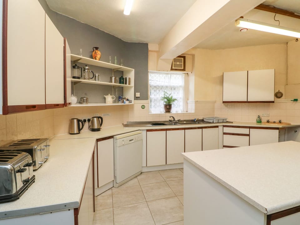 Fridge, dishwasher, electric kettle, toaster