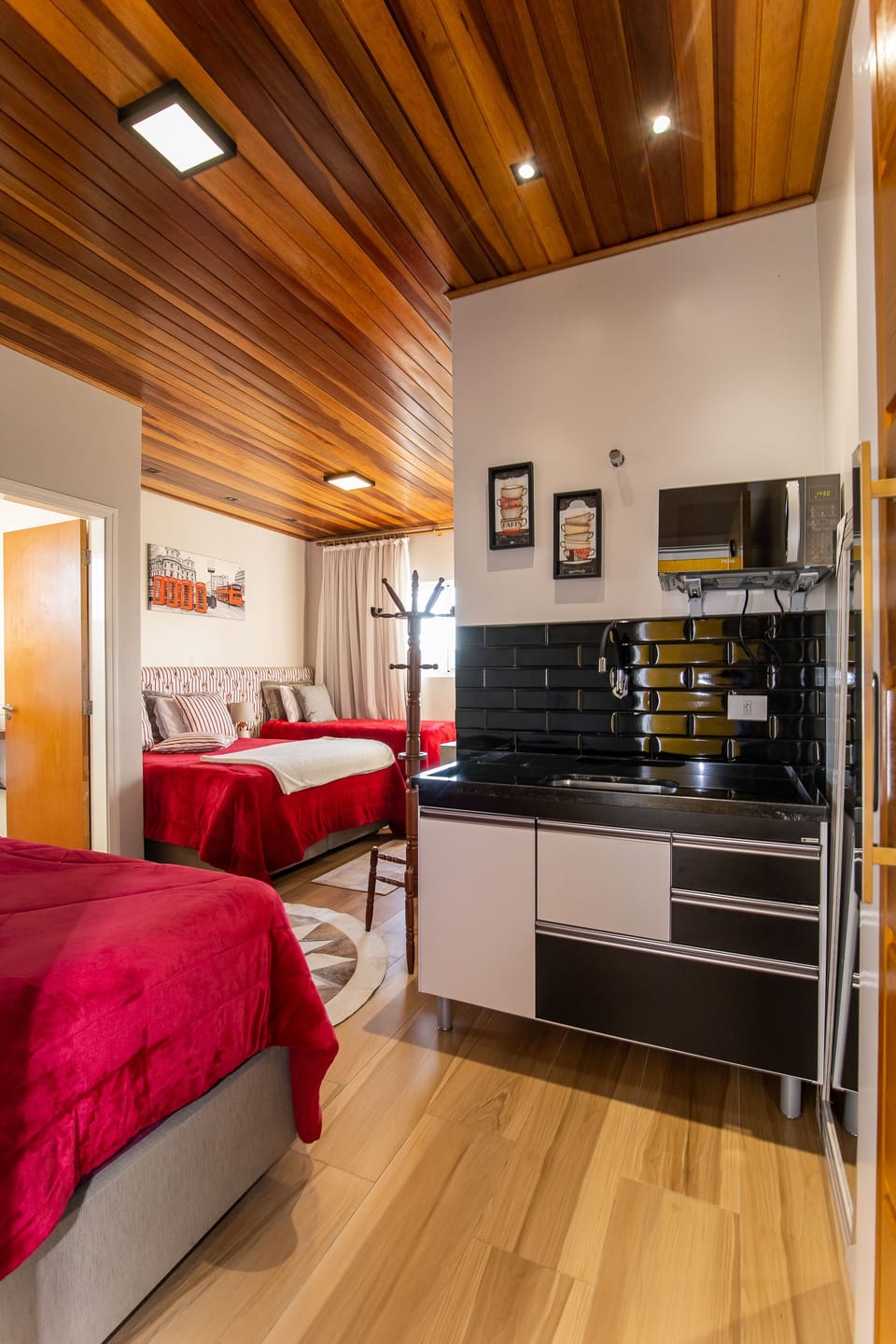 Comfort Quadruple Room, 2 Bedrooms | Premium bedding, soundproofing, free WiFi, bed sheets