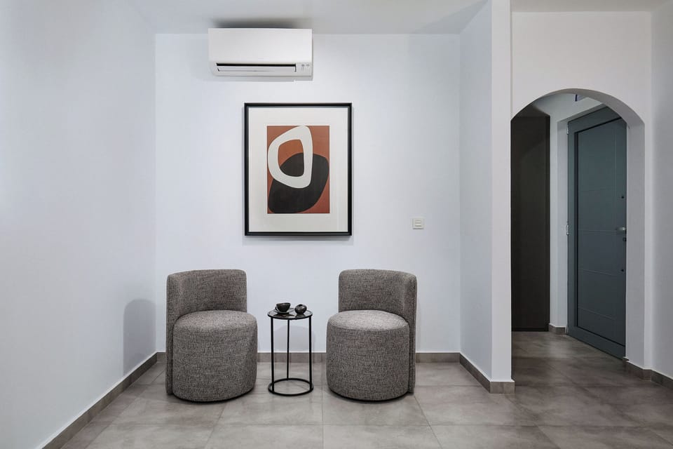 Tempur-Pedic beds, in-room safe, individually decorated