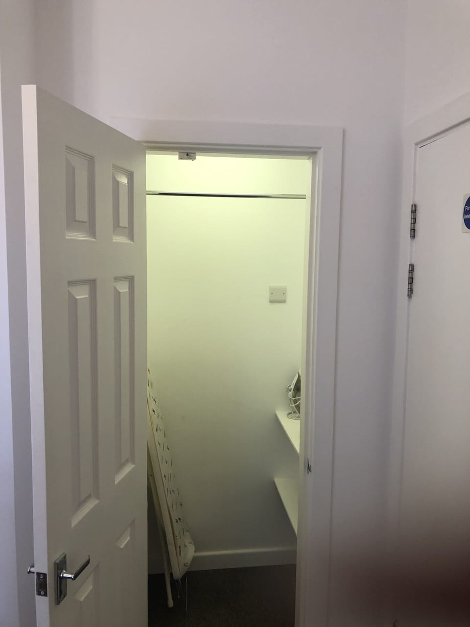 Double Room (Room 2) | Laptop workspace, iron/ironing board, free WiFi