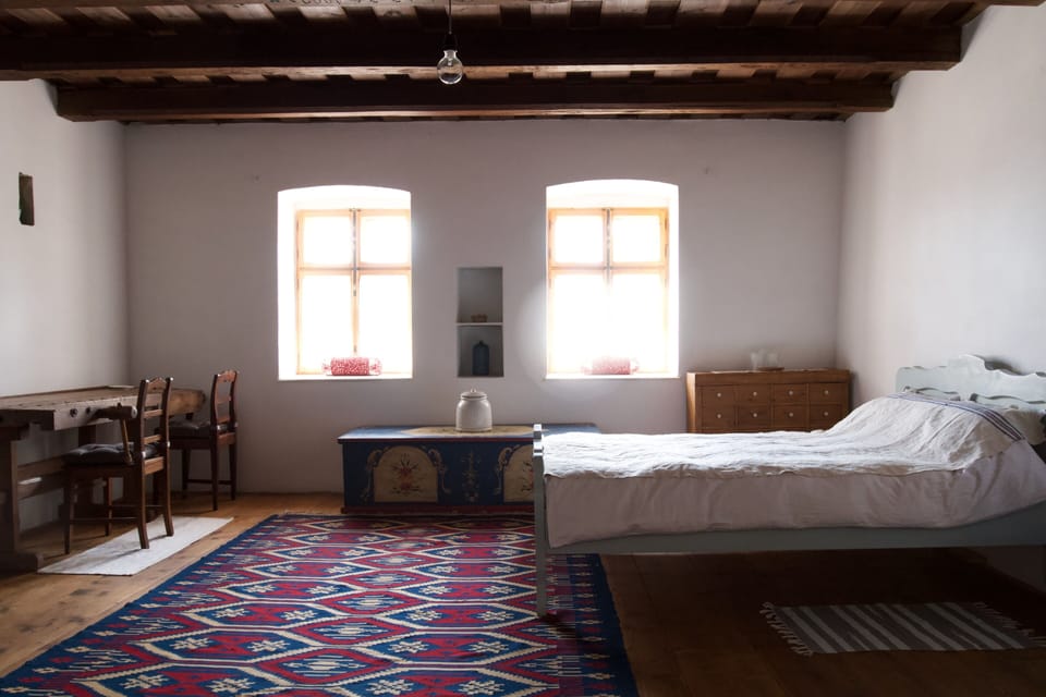 Traditional House | Individually decorated, individually furnished, free WiFi, bed sheets