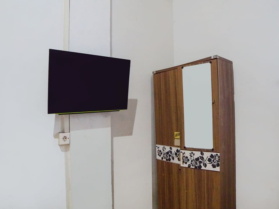 Standard Double Room | WiFi (free), bed sheets