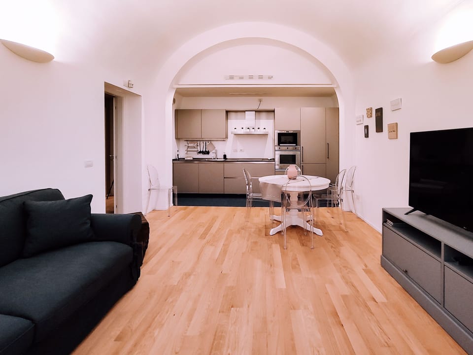 Apartment | Living area | 35-inch flat-screen TV with digital channels, TV