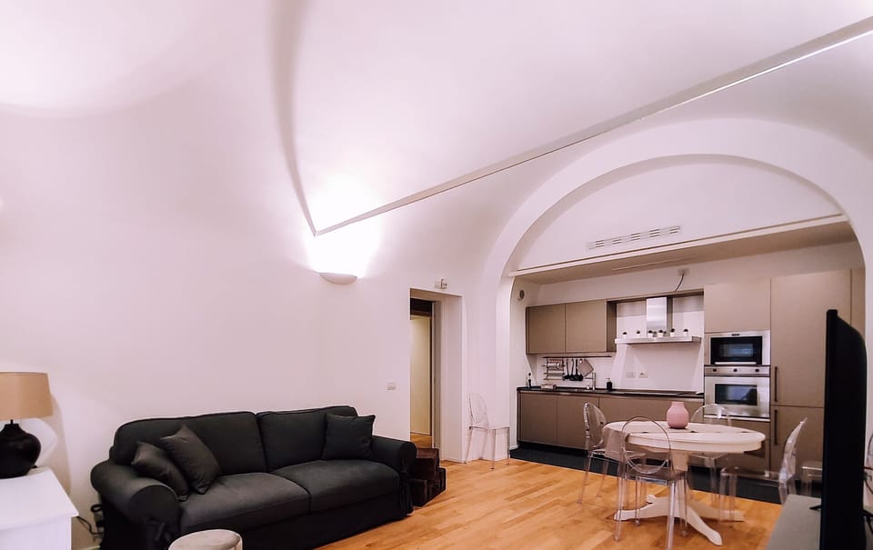 Apartment | Living area | 35-inch flat-screen TV with digital channels, TV
