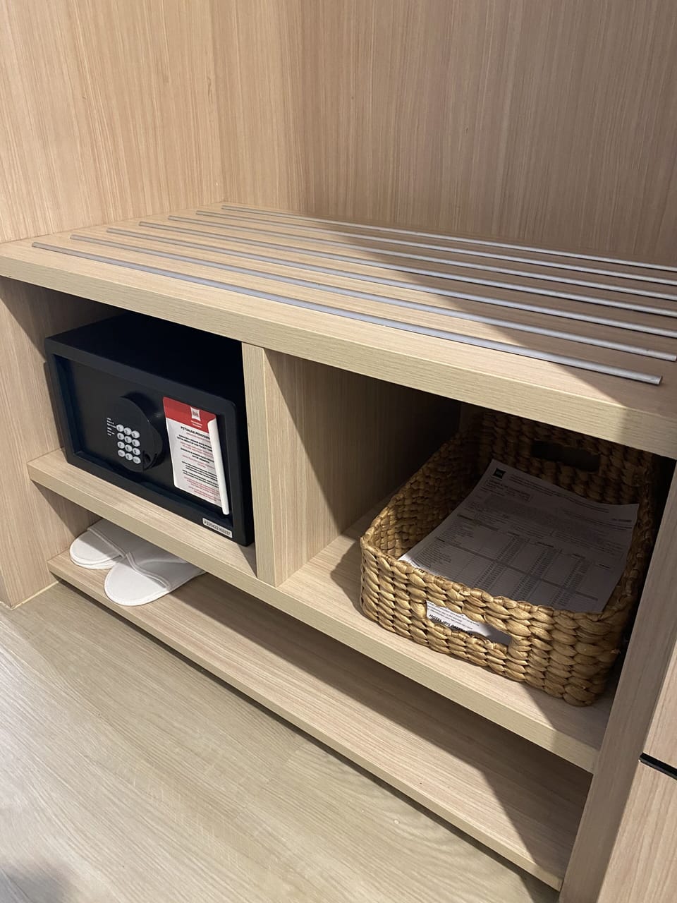 Room amenity