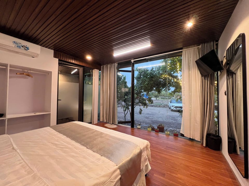 Deluxe Single Room | Premium bedding, individually decorated, individually furnished, desk