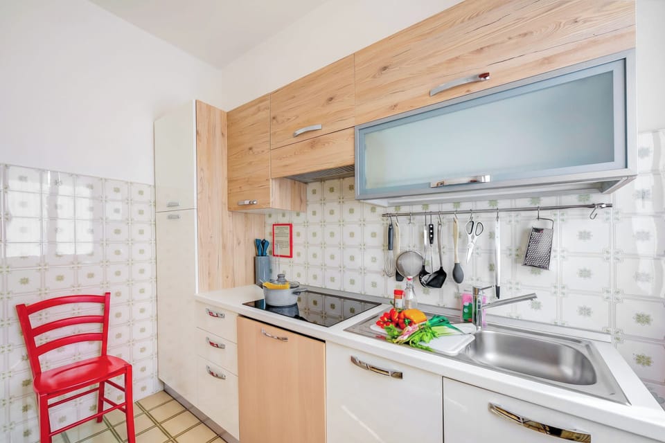 Family Apartment, 3 Bedrooms, Balcony (The Bon'Ora Apartment) | Private kitchen