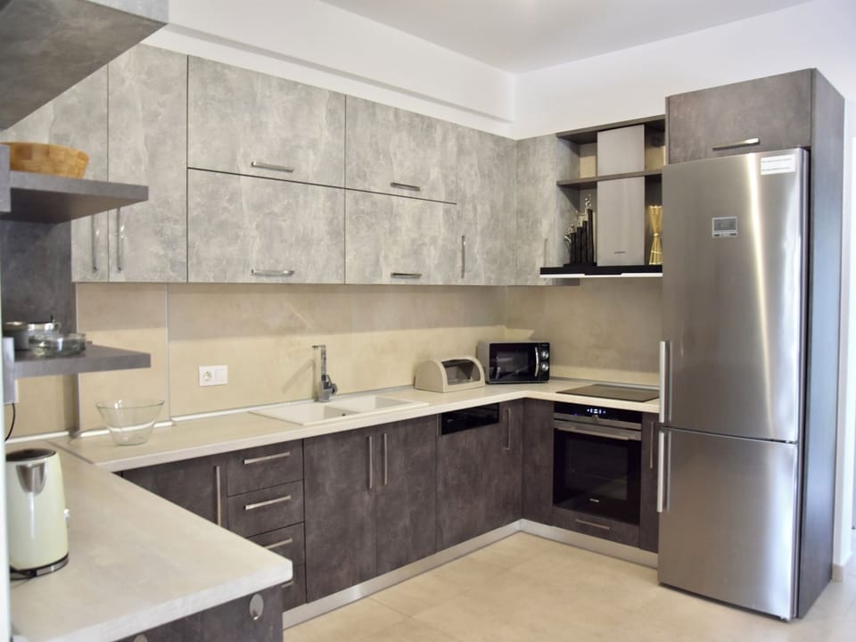 Villa, 6 Bedrooms, Private Pool, Garden View | Interior