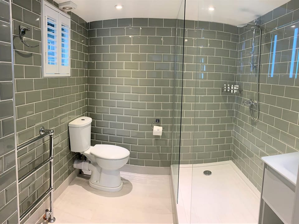 Double Room | Bathroom