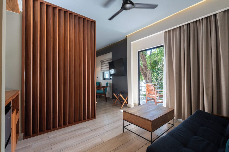 Junior Suite Partial Lagoon View | Terrace/patio