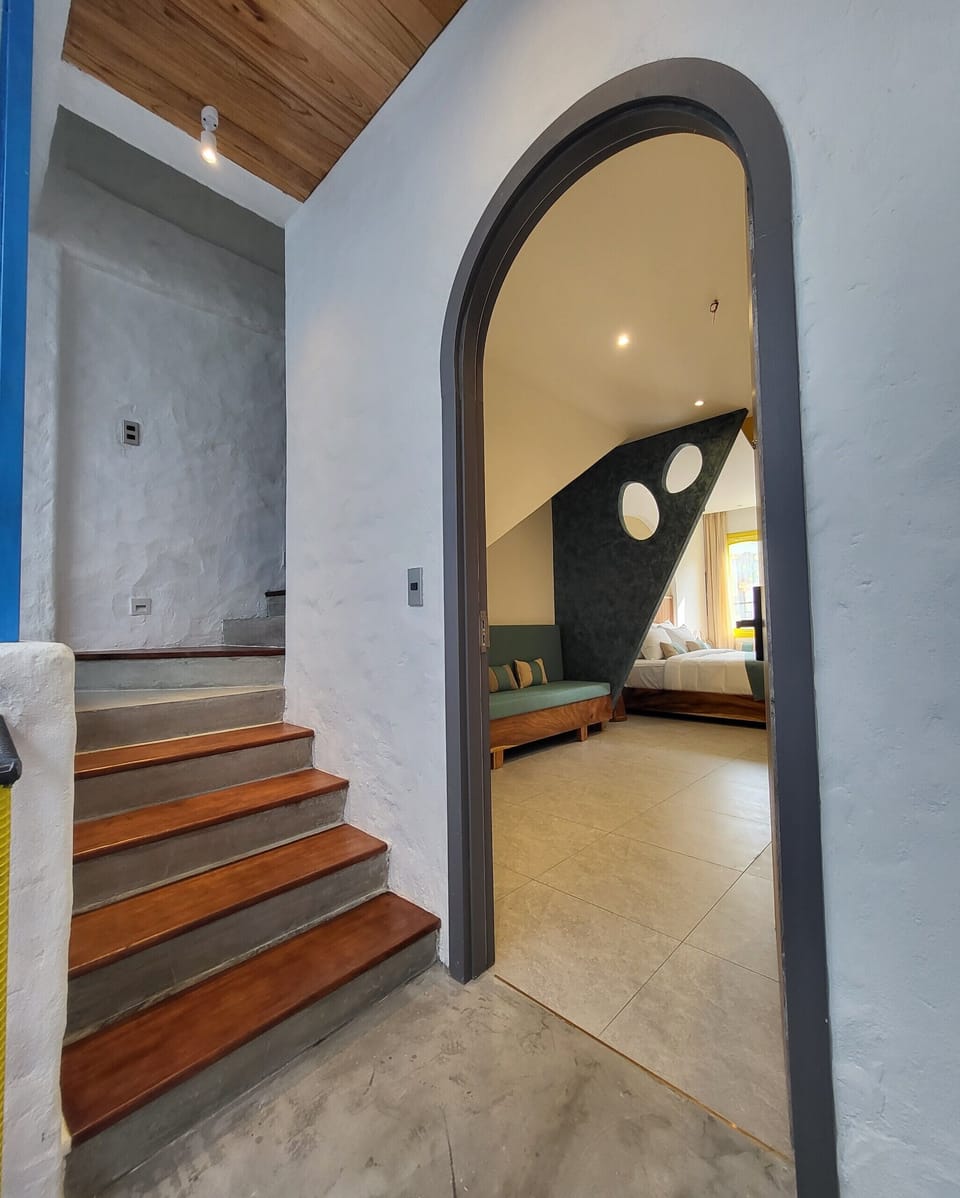 Signature Villa | 4 bedrooms, soundproofing, WiFi (free), bed sheets
