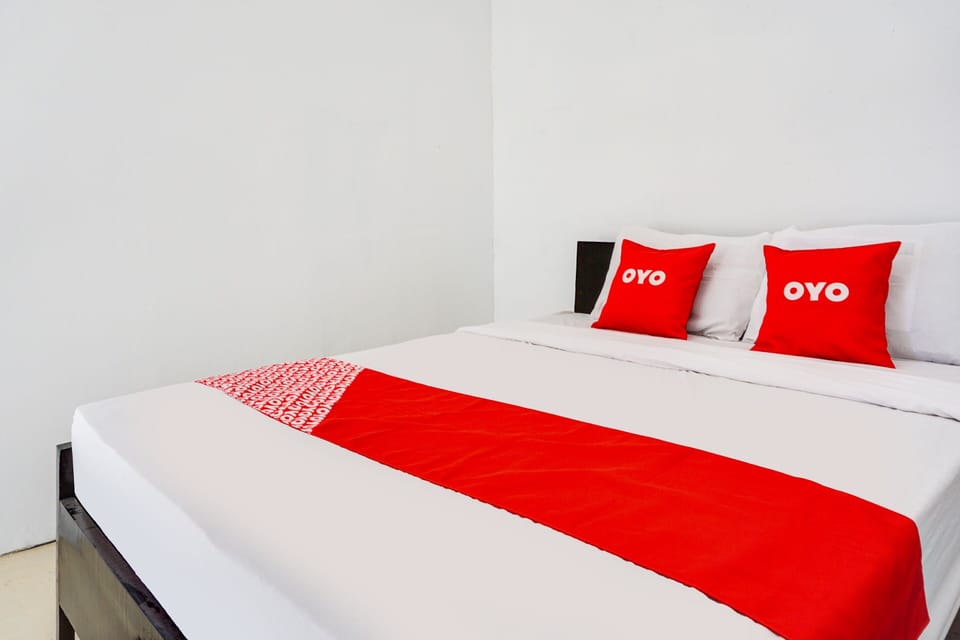 Deluxe Double Room | Desk, laptop workspace, free WiFi, bed sheets