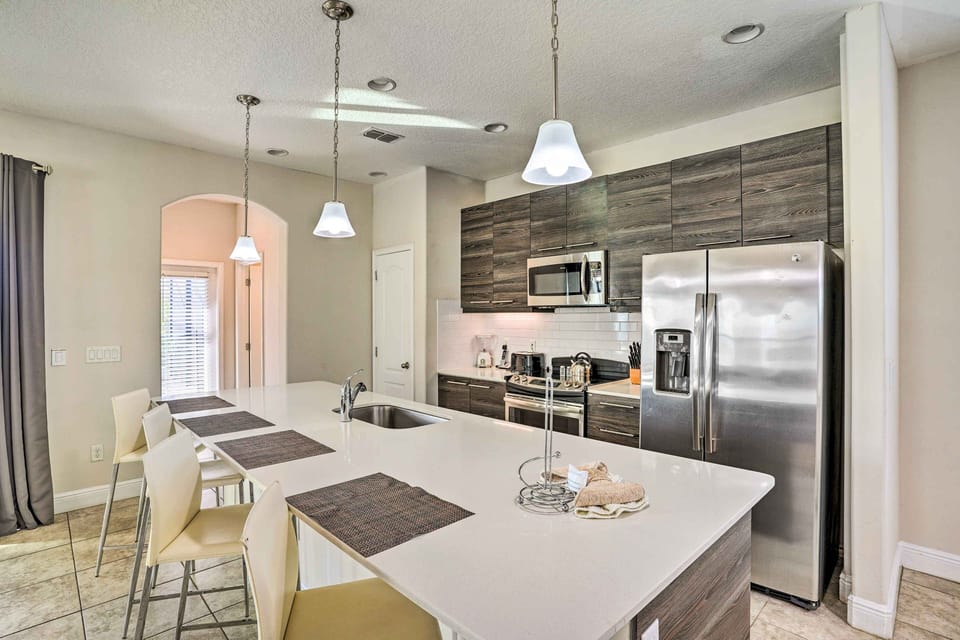 House (4 Bedrooms) | Interior