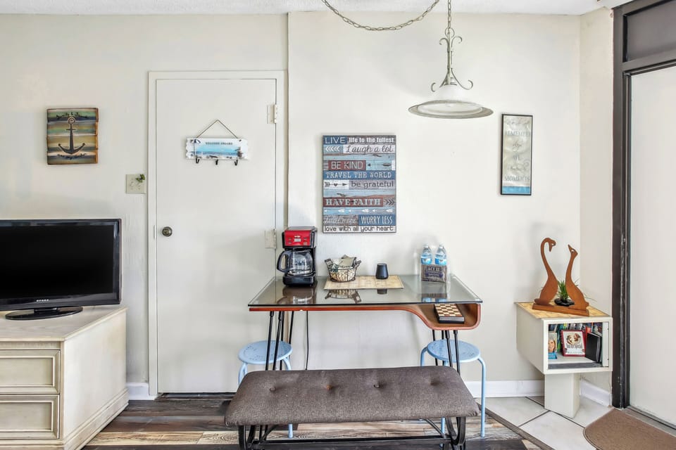 Apartment (0 Bedroom) | Interior