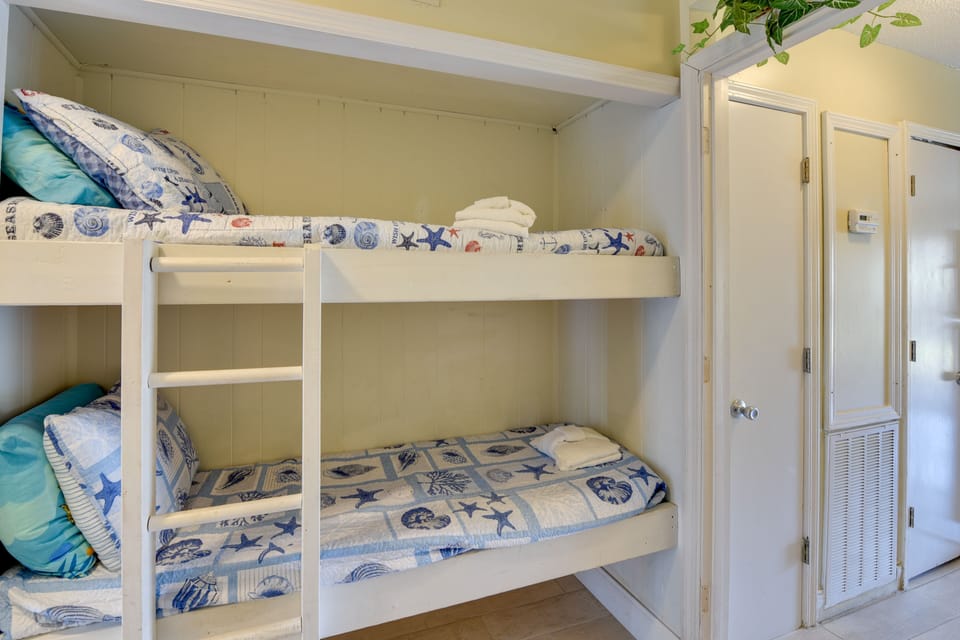 Apartment (1 Bedroom) | Interior