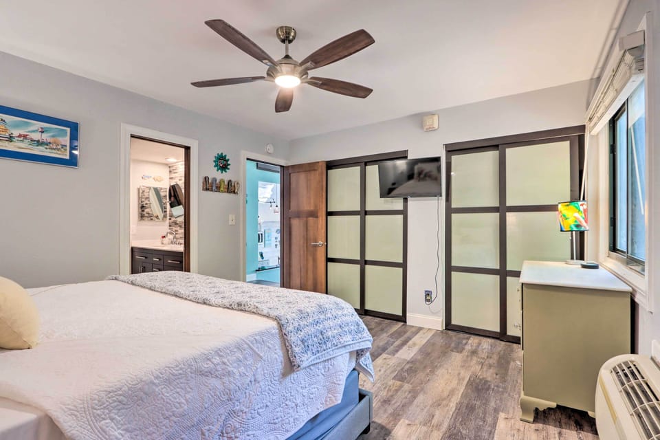 2 Mi to Margaritaville: Lake of the Ozarks Home! Cottage in Lake of the Ozarks
