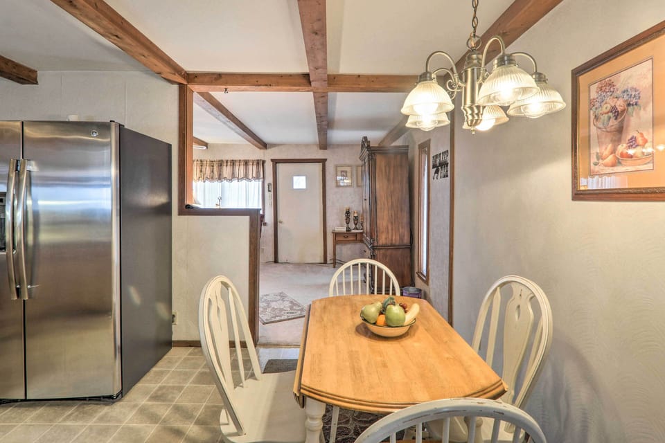 House (4 Bedrooms) | Interior