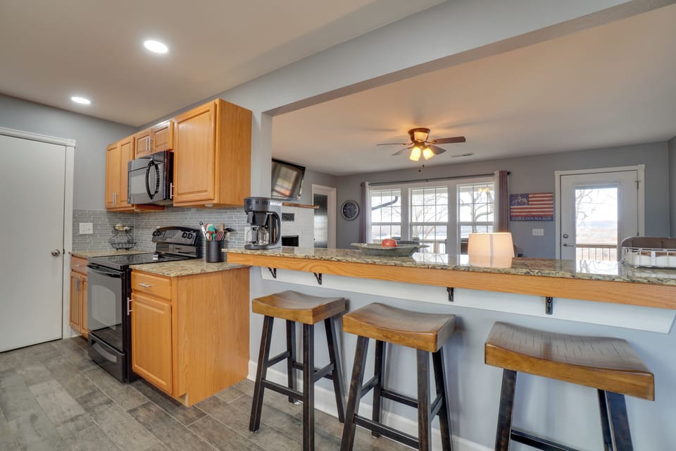 House (2 Bedrooms) | Interior