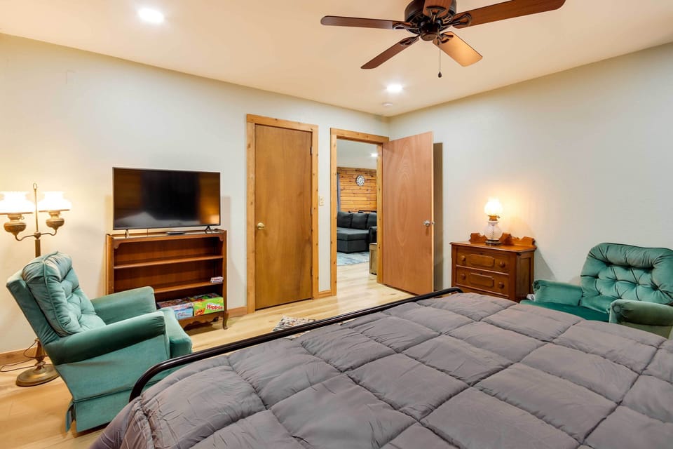 House (3 Bedrooms) | Interior