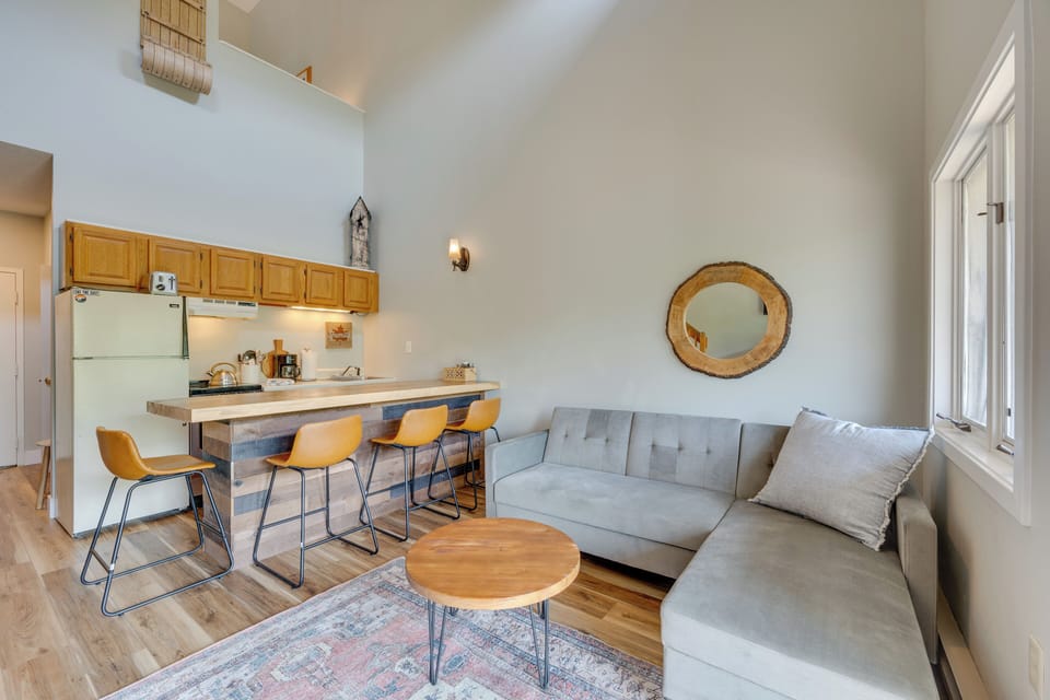 Apartment (1 Bedroom) | Interior