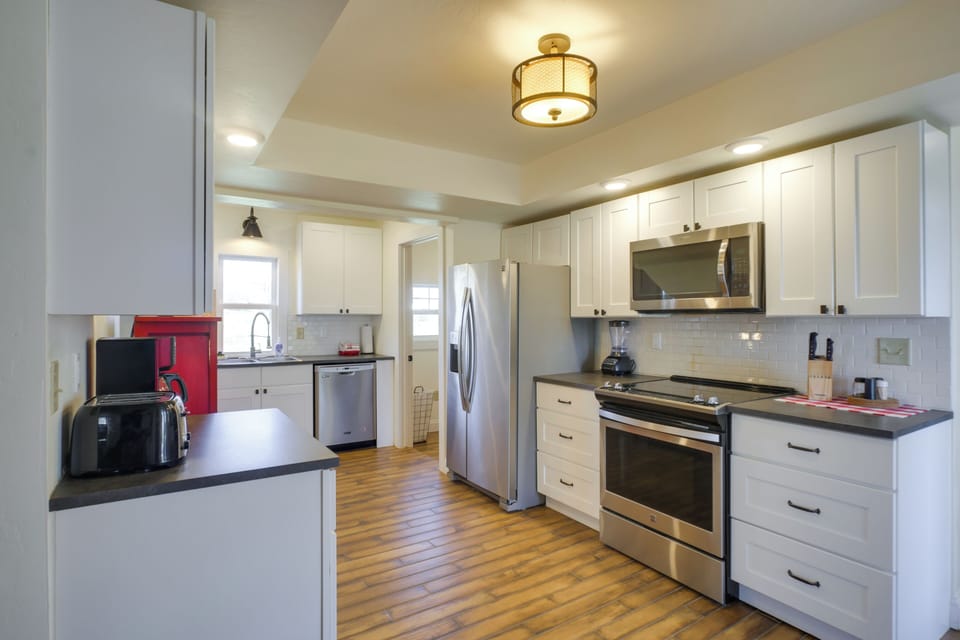 House (4 Bedrooms) | Interior