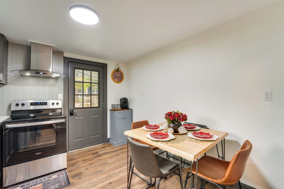 House (2 Bedrooms) | Interior