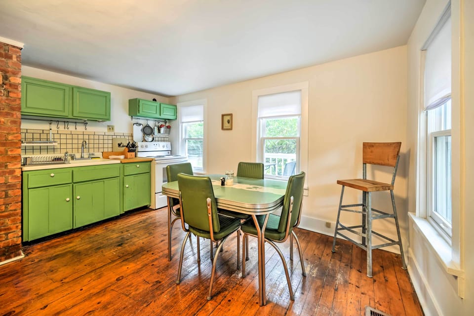 House (2 Bedrooms) | Interior