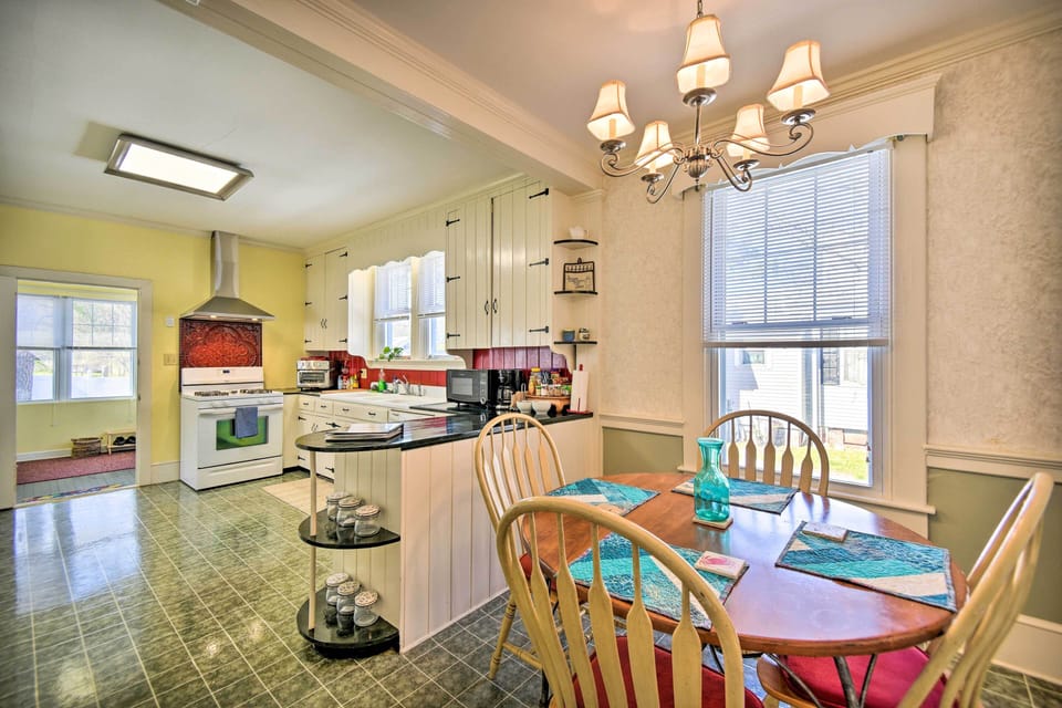 House (4 Bedrooms) | Interior
