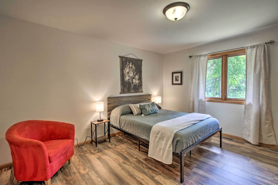House (4 Bedrooms) | Interior