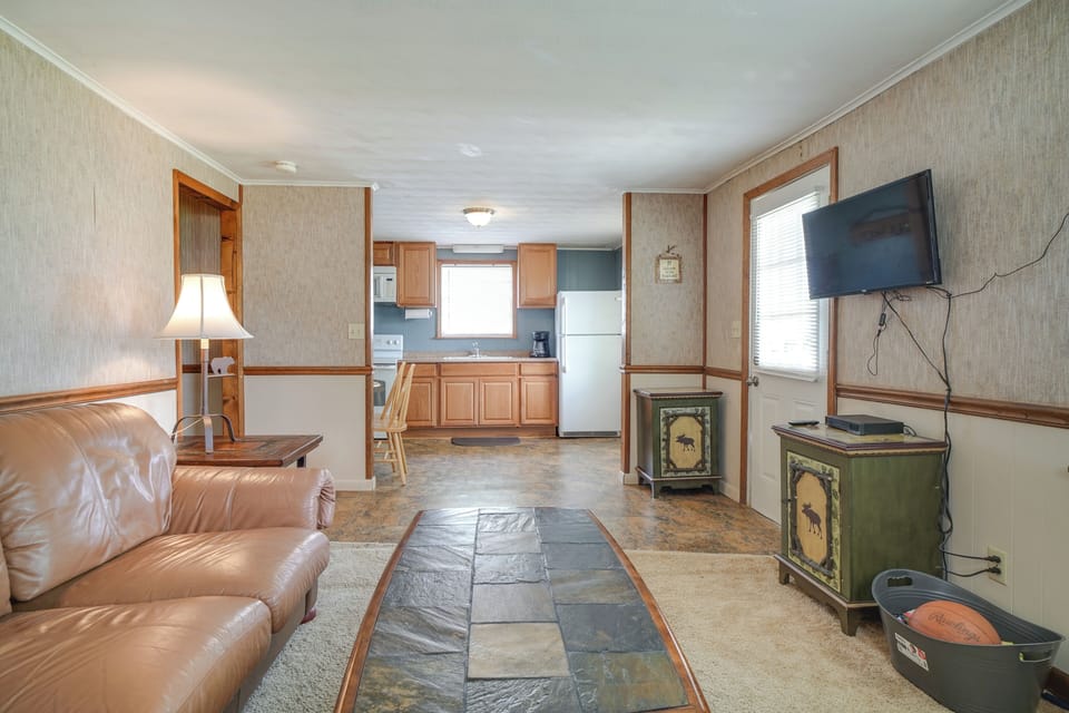 House (2 Bedrooms) | Interior