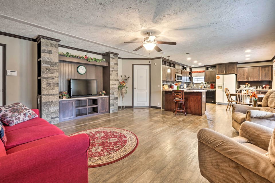 House (2 Bedrooms) | Front of property