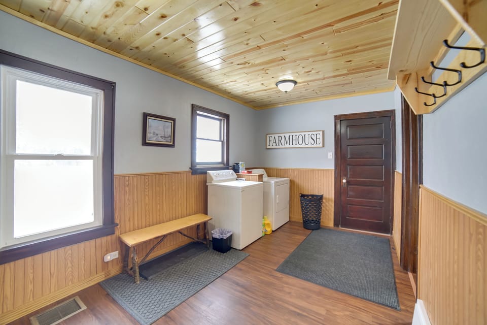 Secluded & Peaceful Upper Peninsula Getaway! Cottage in Michigan