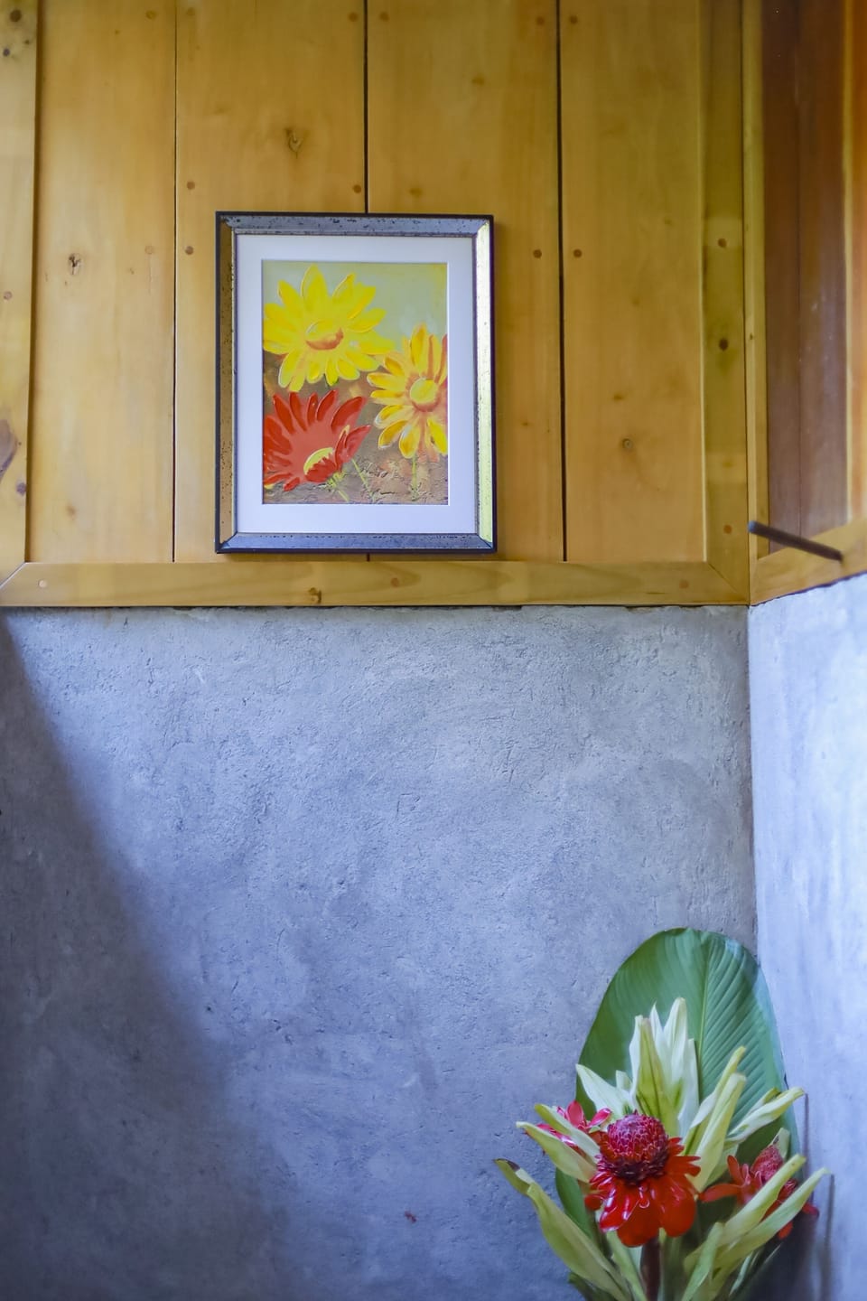 Honeymoon Bungalow Garden View | Bathroom | Shower, free toiletries, towels